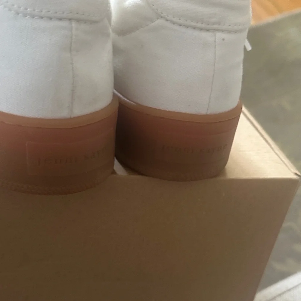 Jenni Kayne Leather Skater Sneakers Cream w/ Tan Sole | EU 39 / US 8 | Worn once - Picture 6 of 7